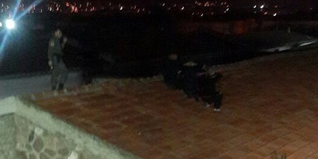 Cezaevinden firar girişimi! Jandarma çatıda yakaladı