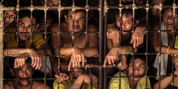 Cezaevinden tüyler ürperten kareler