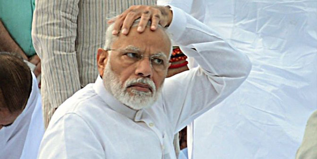 Hindistan Başbakanı Modi'ye Pakistan engeli