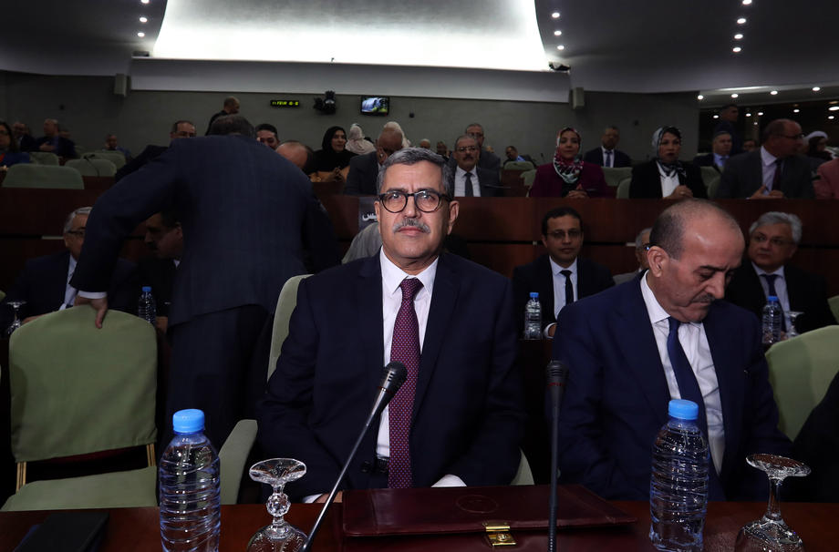 Cezayir milletvekilleri yeni hükümet planını onayladı 