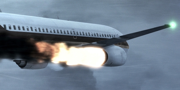 Askeri uçak düştü: 103 ölü!