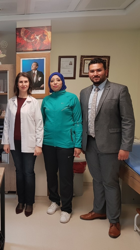 Cezayir’den geldi Gaziantep’te kök hücre tedavisi ile diz ağrılarından kurtuldu 