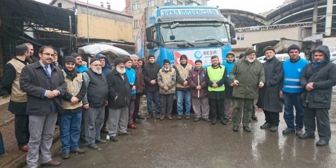 “Halep İçin Uzat Elini” kampanyası yapıldı