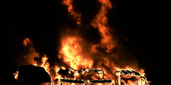 Yangının boyutu gün ağarınca ortaya çıktı