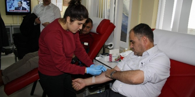 Memur-Sen Yozgat kan bağışladı
