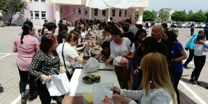 Down sendromlular yararına kermes