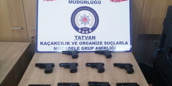 10 adet ruhsatsız silah ele geçirildi