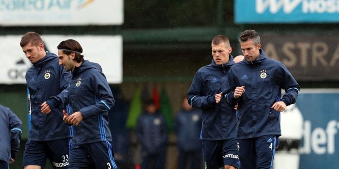 Fenerbahçe’de derbi hazırlıkları sürüyor