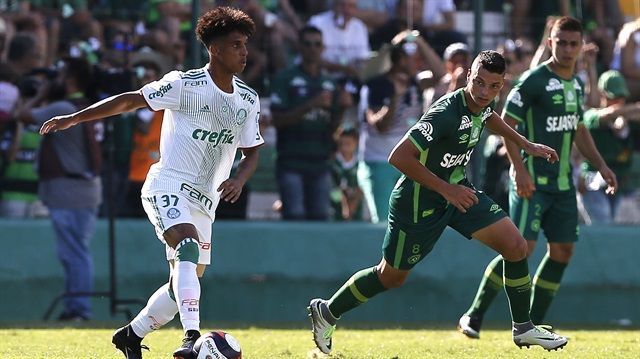 Chapecoense kazadan sonra ilk maçına çıktı