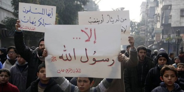 Charlie protestosuna saldırı: 10 ölü