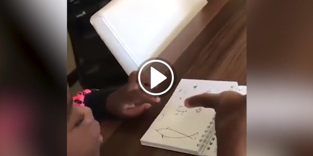 Chedjou'dan küçük kızına Türkçe dersi