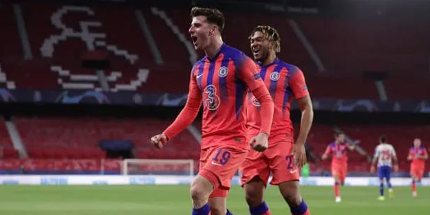 Chelsea Porto'yu devirip avantajı kaptı