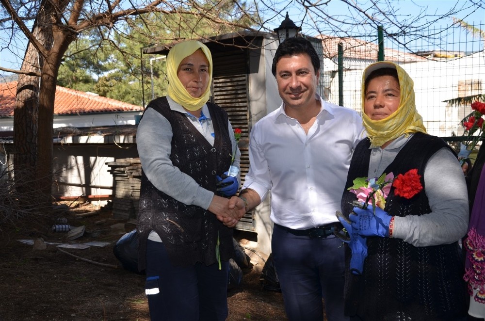 CHP adayı Aras kadınlara söz verdi, imza attı 