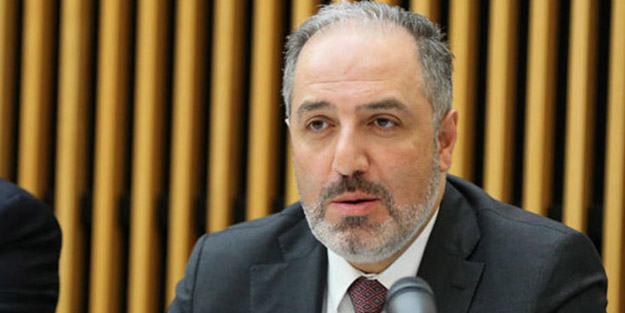 CHP ağzıyla partisini ve tabanını eleştiren Ak Parti Milletvekili Yeneroğlu MKYK üyeliğinden istifa etti