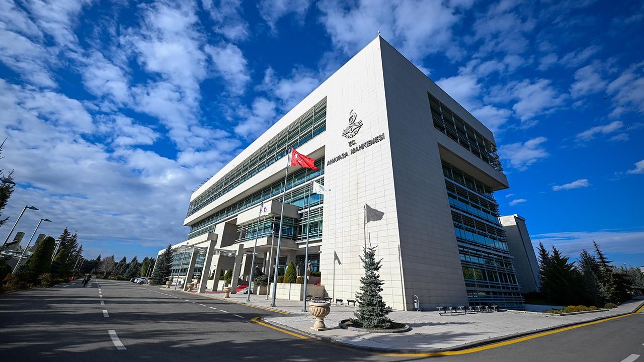 CHP-AYM el ele teröre can suyu oldu! Bu karar FETÖ'ye yarar