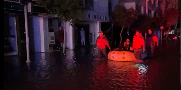 CHP belediyeciliğinin en güzel örneği: Vatandaş yine sellerle boğuşuyor
