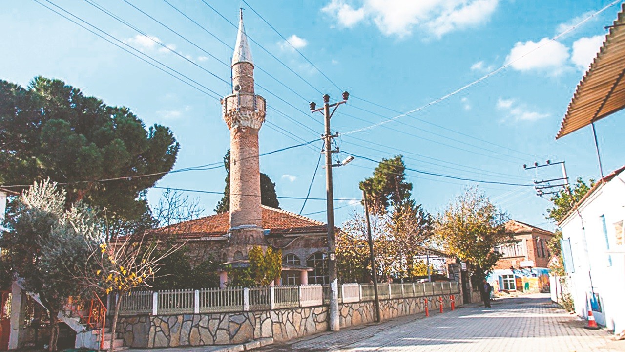 CHP bir asır sonra yine cami satıyor!