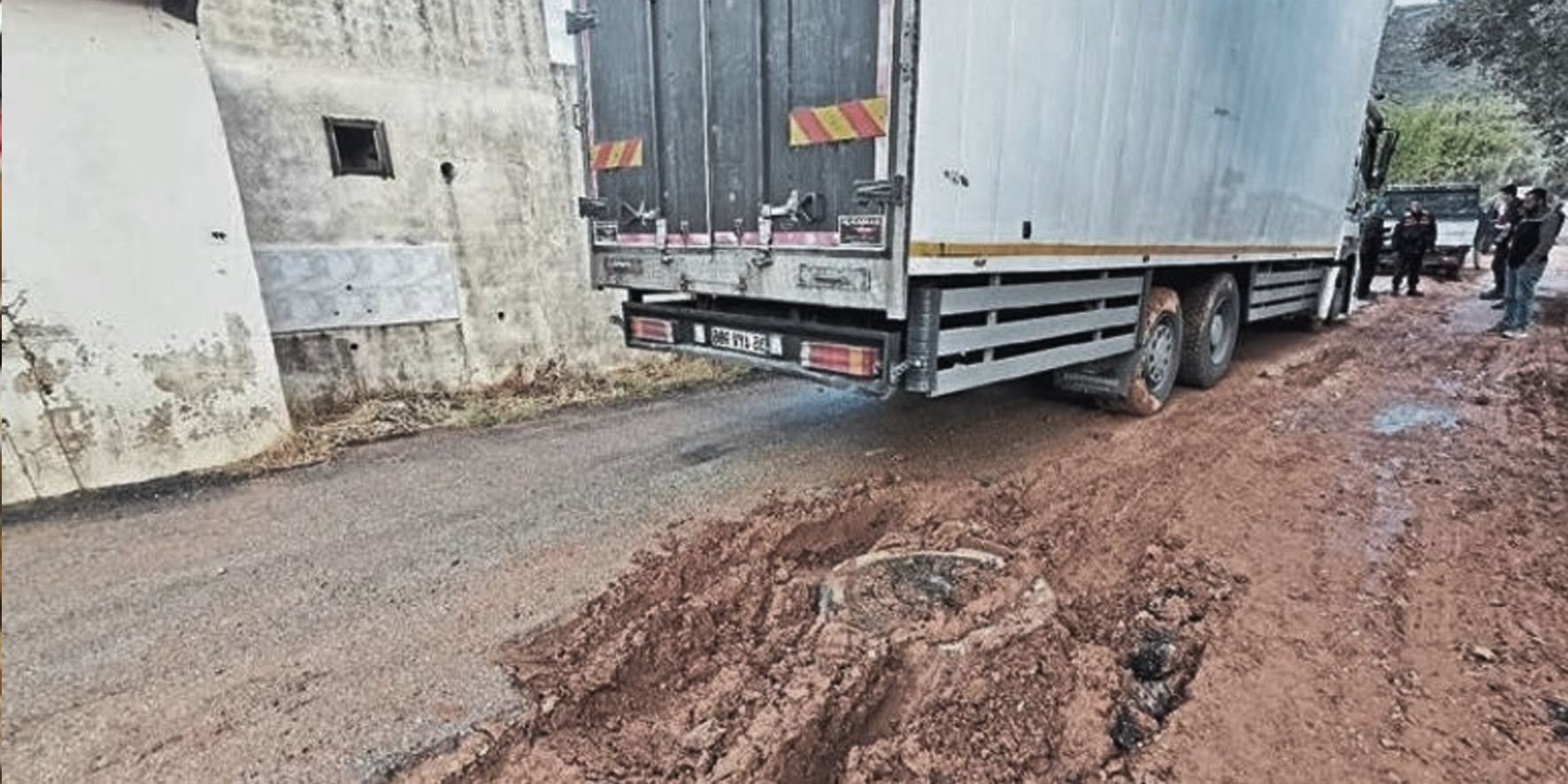 CHP demek, çamurlu sokaklar demek! Muğla adeta çamur banyosu yapıyor