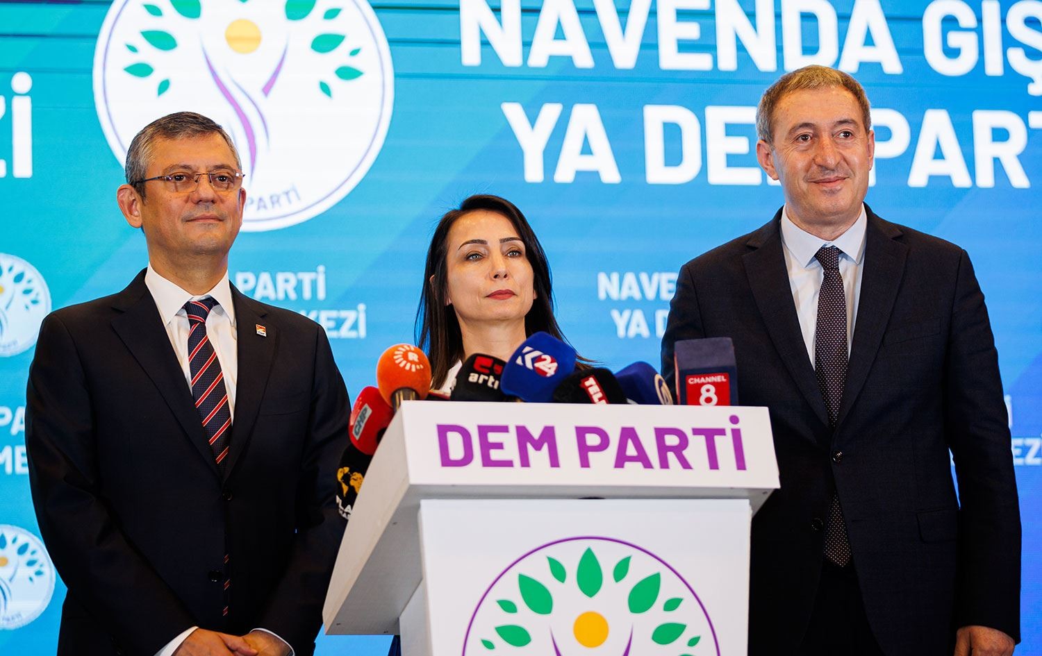 CHP-DEM’in adaylık tiyatrosu