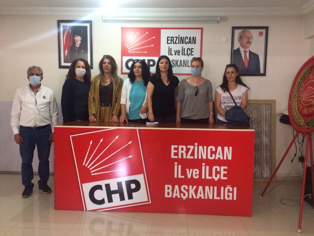 CHP Erzincan Kadın Kollarından kadın cinayetleri ve şiddete karşı açıklama 