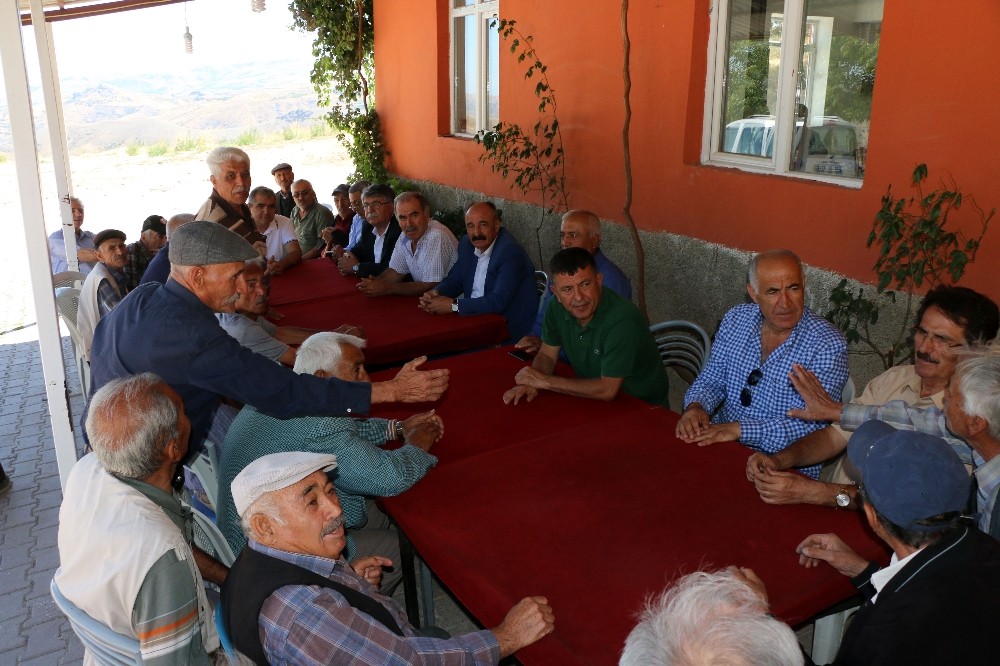 CHP Genel Başkan Yardımcısı Ağbaba Hekimhan ilçesini ziyaret etti 