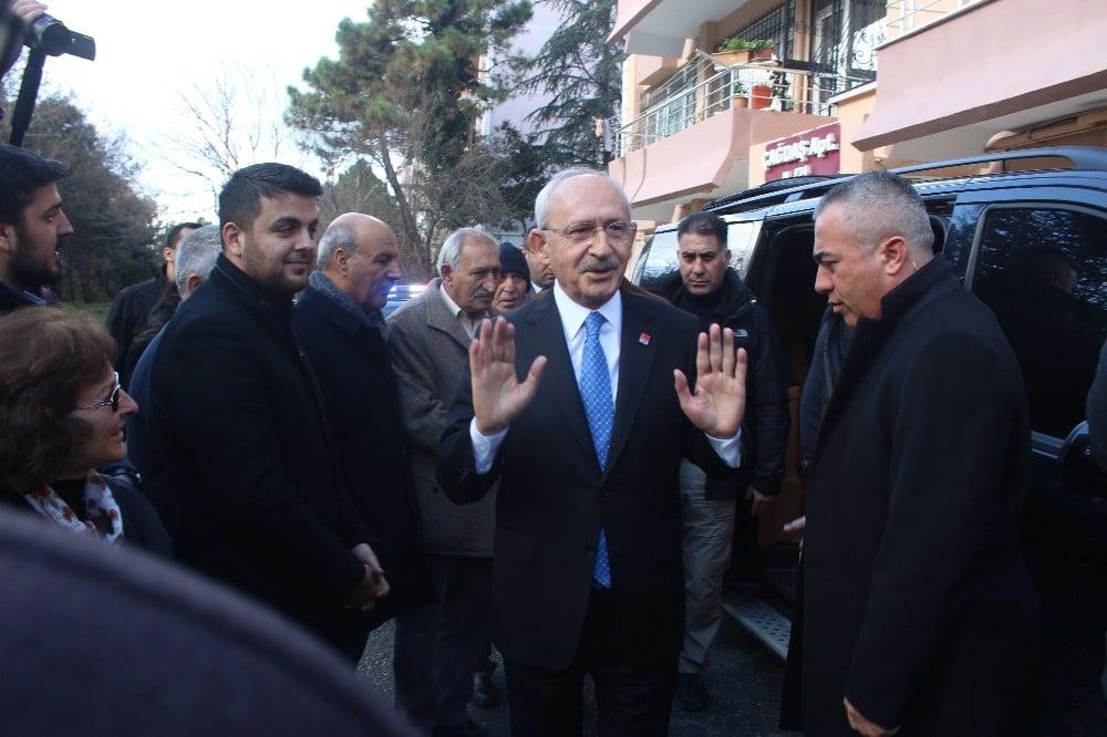 CHP Genel Başkanı Kemal Kılçdaroğlu’ndan ağabeyi ve ablasına ziyaret 
