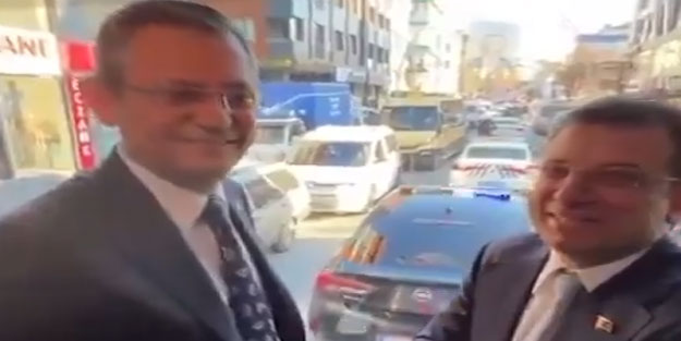 CHP Genel Başkanı mı partinin çaycısı mı belli değil! İmamoğlu Özgür Özel’in konuşmasına fırsat vermedi