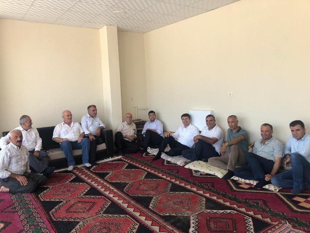 CHP heyeti muhtarlarla bir araya geldi 