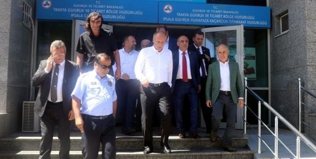 CHP heyeti Yunanistan'a alınmadı