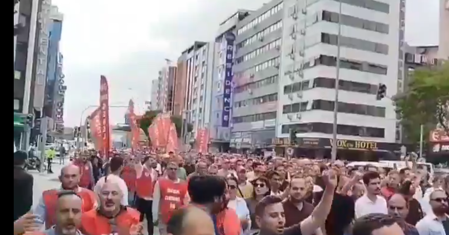 CHP hiç bunu beklemiyordu! Gençleri çağırdılar ama sokağa işçiler indi