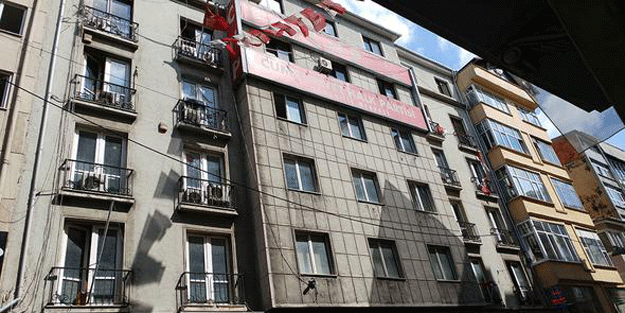 CHP İstanbul İl Başkanlığı'na haciz şoku