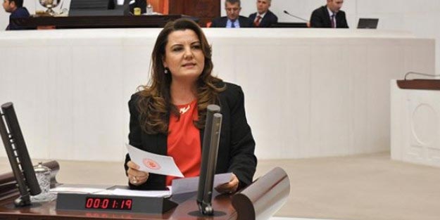 CHP İzmit belediye başkan adayı Fatma Kaplan Hürriyet kimdir?
