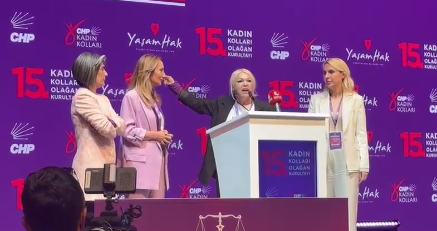 CHP Kadın ‘tanrıça’sını seçti Asu Kaya’dan, Nazlıaka’ya, Birsen Temir’den Türkan Saylan’a CHP’nin adalet tanrıçası