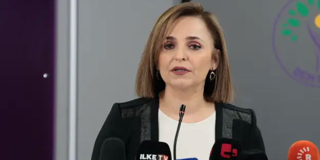 CHP Kandil’e teslim! DEM ifşa etti.. Mersin’de Akdeniz, İstanbul’da Esenyurt DEM’e verildi