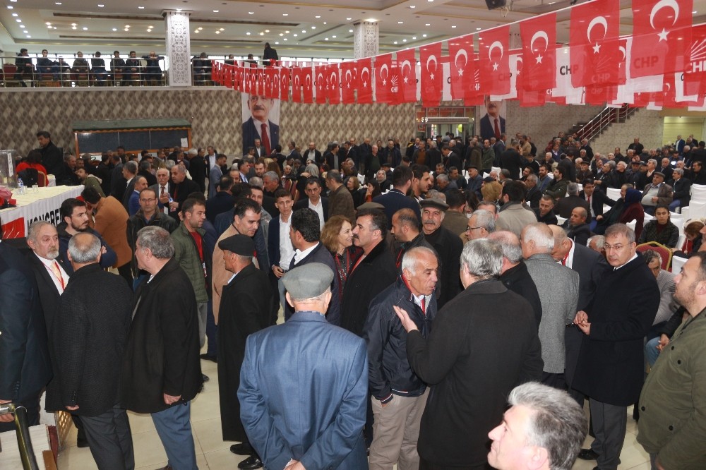 CHP kongresinde enişte ile kayınbirader berabere kaldı 