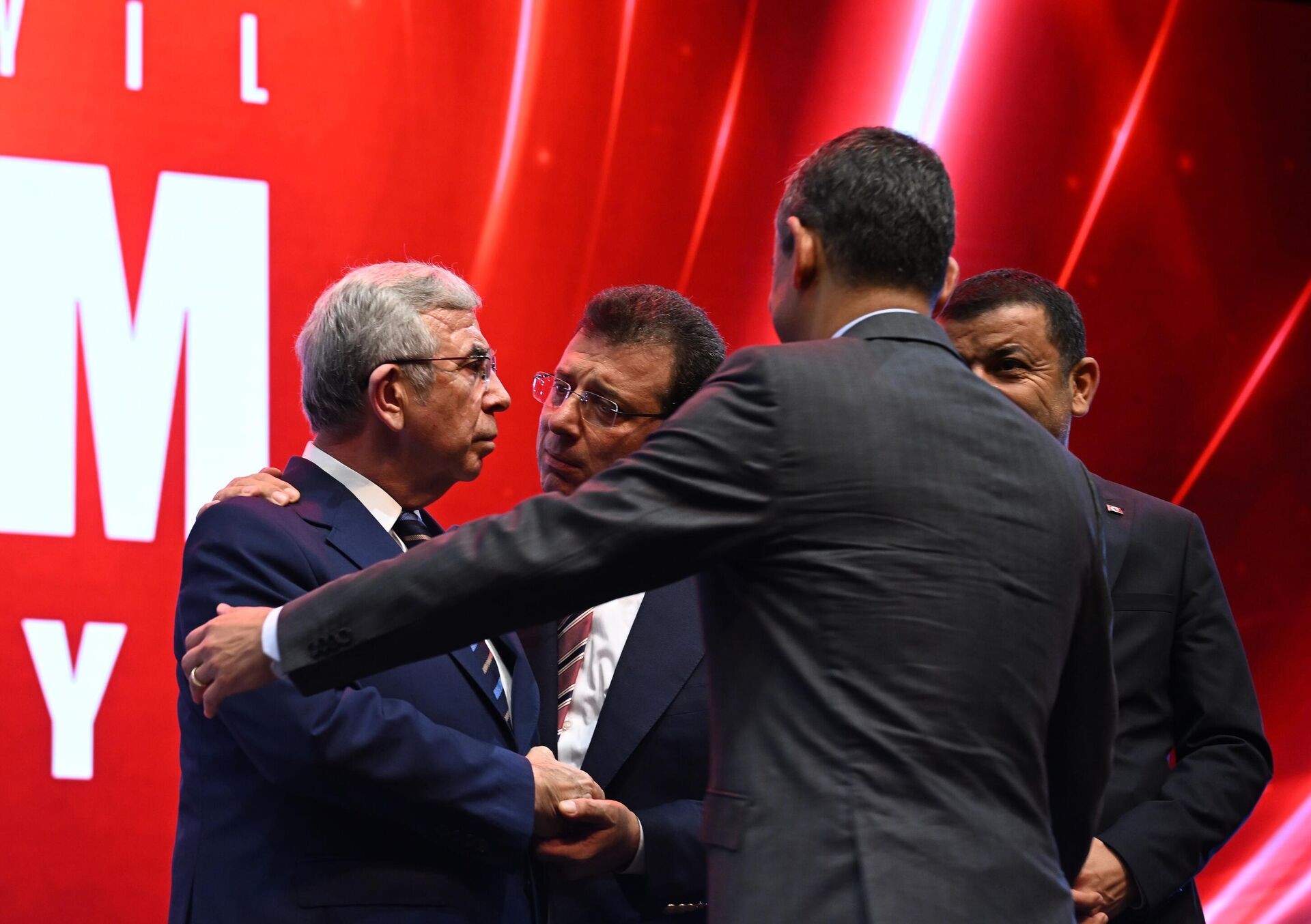 CHP Kurultayı'nda "Yavaş" krizi! 'Gel bakalım Mansur'