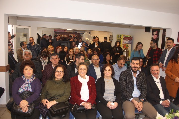 CHP Kuşadası Gençlik Kolları seçimi yapıldı 