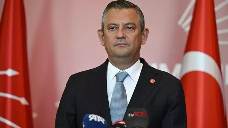 CHP Lideri Özel’den açıklama! "Özgür Çelik görevinin başındadır"