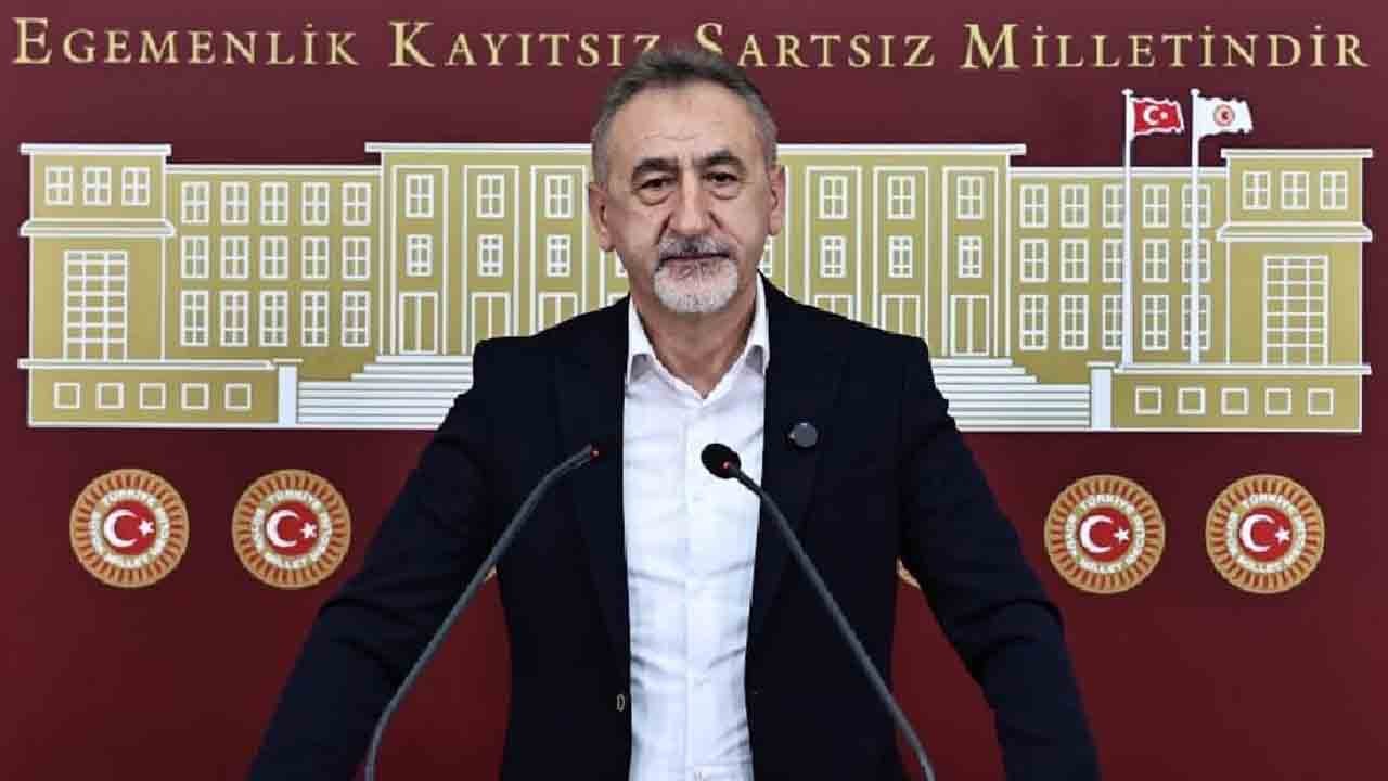 CHP "Okullarda Ramazan’ı" bir türlü hazmedemedi! CHP’li Adıgüzel: Anayasa’daki din ve vicdan özgürlüğüne aykırı…