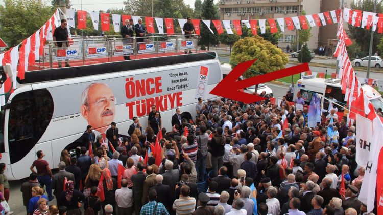 CHP otobüslerindeki 'Evet' mührü kaldırıldı