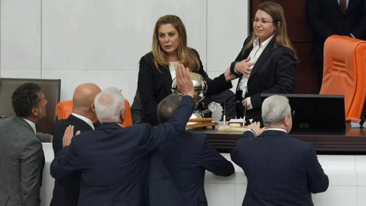 CHP, son dakika TBMM’yi yine karıştırdı: Önder'in rahatsızlığını bile kullandılar! Tansiyon bir anda yükseldi