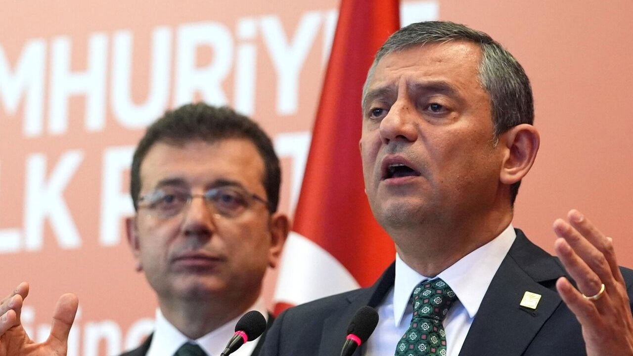 CHP tabanından Özgür Özel’e isyan: Hırsızları istemiyoruz