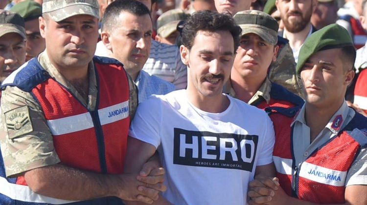 CHP tek tip elbise uygulamasına karşı!