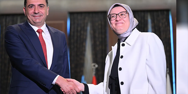 CHP ve AK Parti el sıkıştı! Dikkat çeken ifadeler