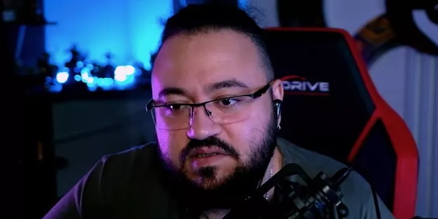 CHP yanlısı Jahrein'den Kılıçdaroğlu'na: 'Tuvalet terliği'