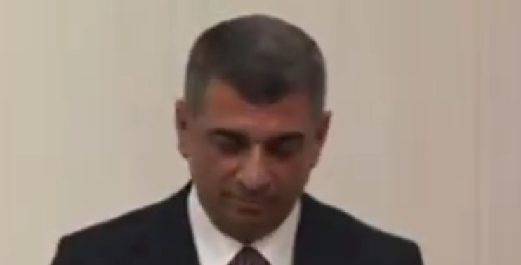 CHP yeni bir eylem tipi deniyor! Konuşsa boş konuşacaktı böyle iyi olmuş