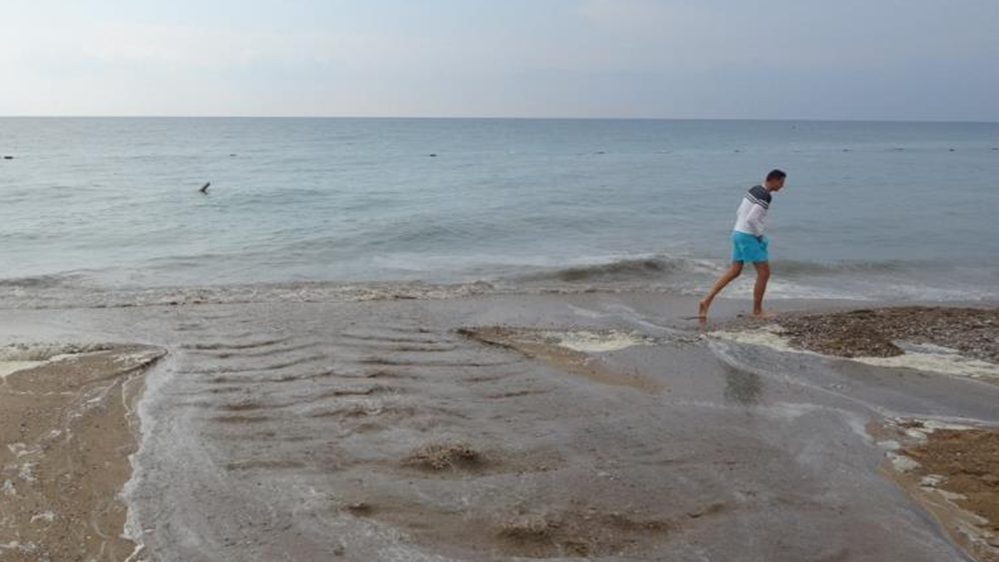 CHP yönetimi kendini belli ediyor! Turizm kentinde kanalizasyon rezaleti