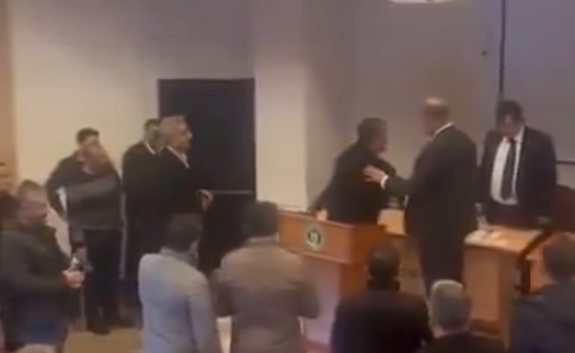 CHP zihniyeti yine şaşırtmadı! Bursa'da CHP'li belediyeden esnafa ödeme darbesi: "Bunlar komünist mi, perişanız!"