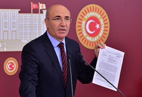 CHP, başörtüsü yasağı için Danıştay kapısında