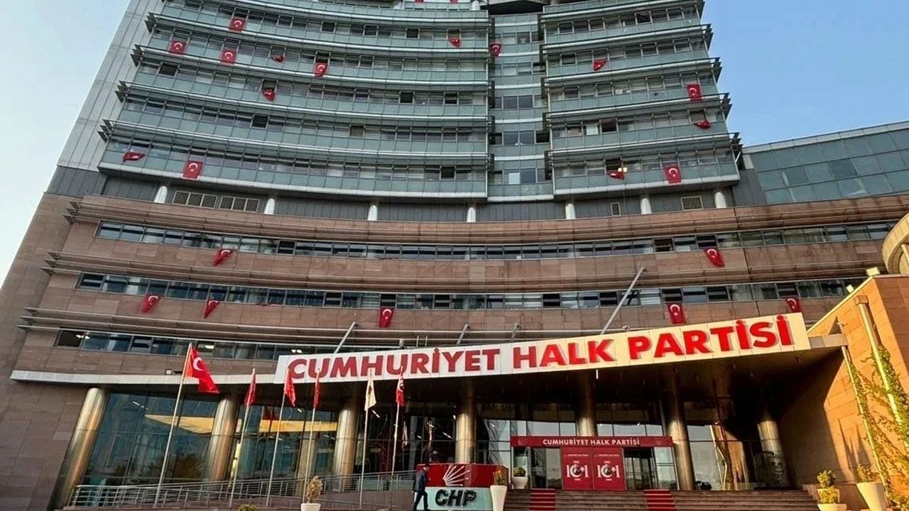 CHP'de 48 ihraç! Partinin ağır topları da kapının önüne kondu